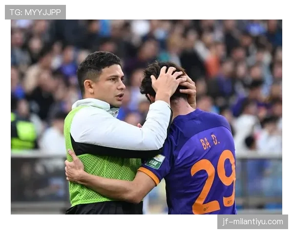 罕见场外人员干扰，足球比赛判罚规则全解析