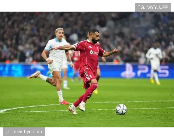 在利物浦体系下萨拉赫与凯恩射门倾向出现分化