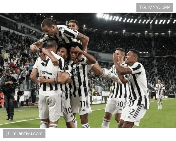 尤文图斯边路威胁不足，中路推进依赖是否制约进攻多样性？